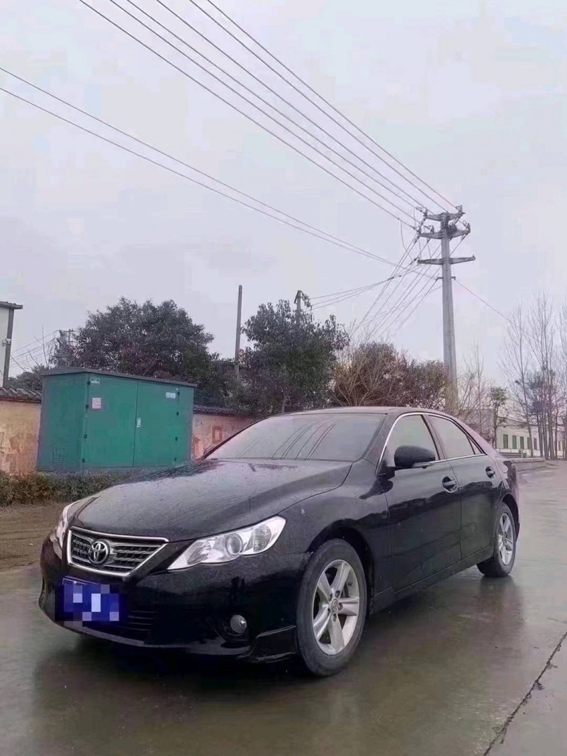 北京12年丰田锐志2