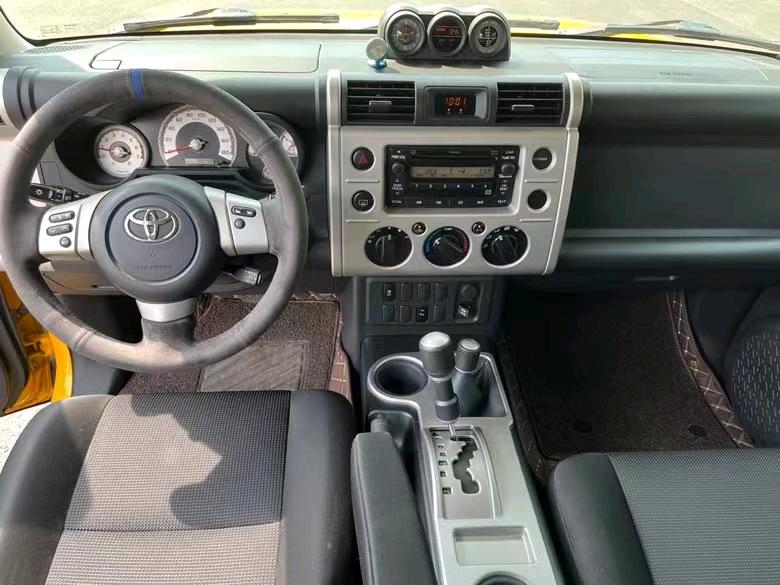 盐城19年丰田FJ6