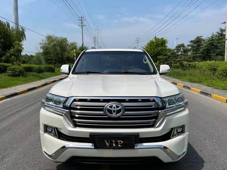 盐城17年丰田兰德酷路泽9