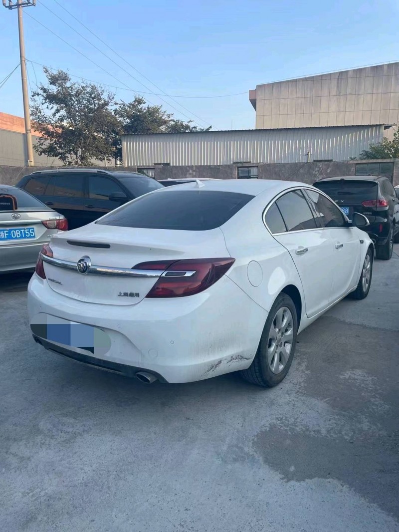 嘉兴13年别克君威8