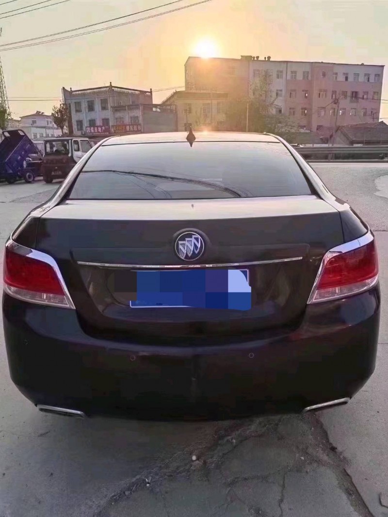 北京15年别克君越3