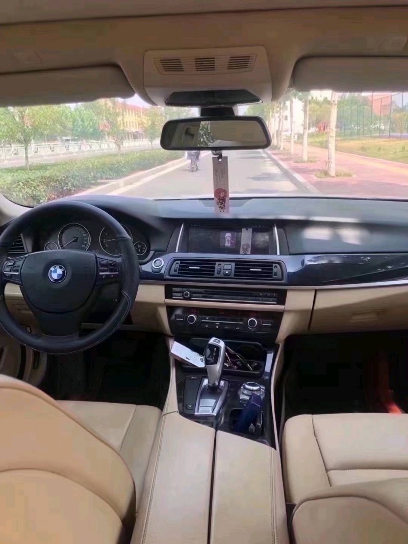 北京12年宝马5系4