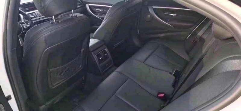 北京19年宝马3系7