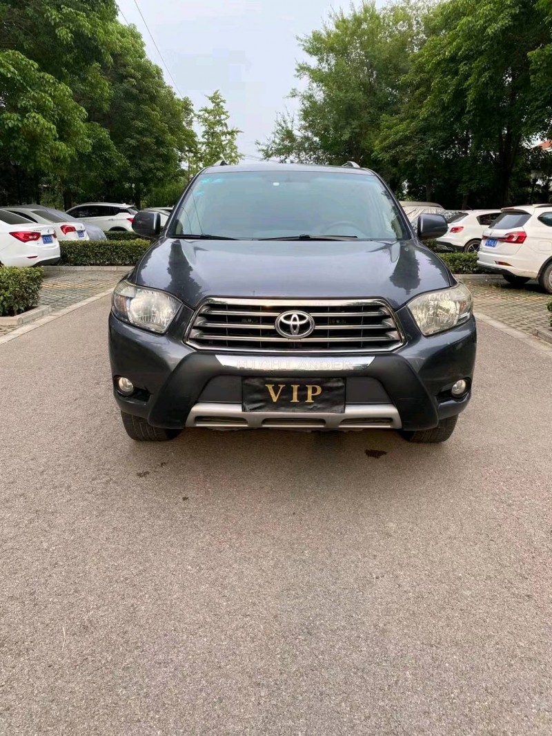 徐州12年丰田汉兰达1