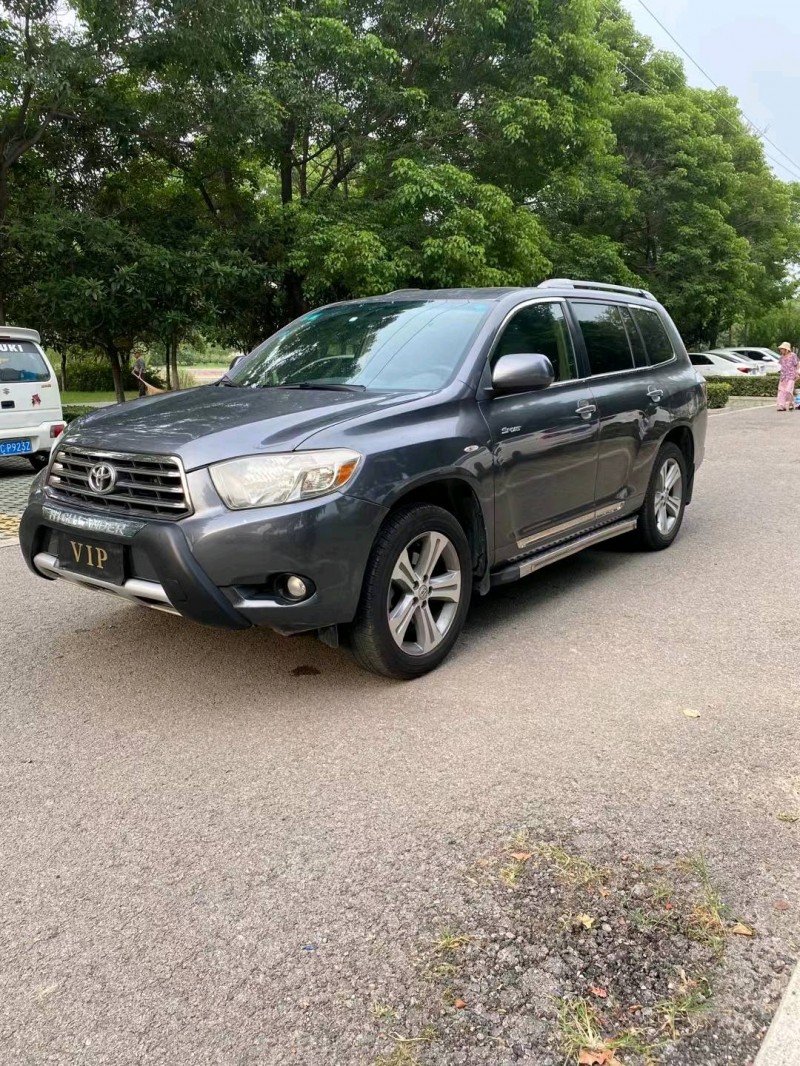 徐州12年丰田汉兰达2