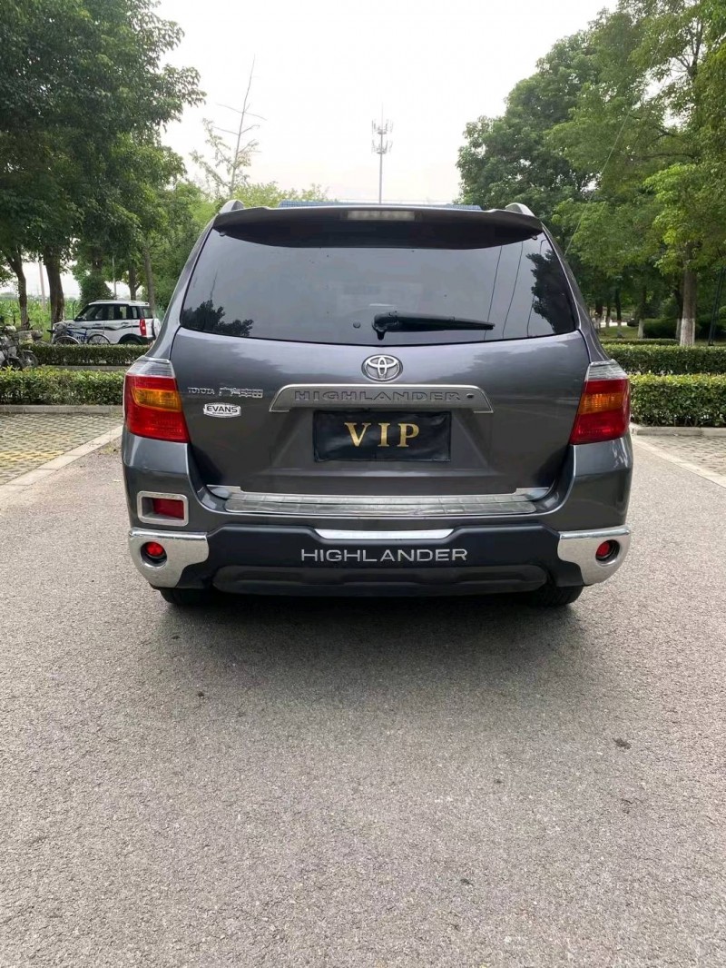 徐州12年丰田汉兰达8