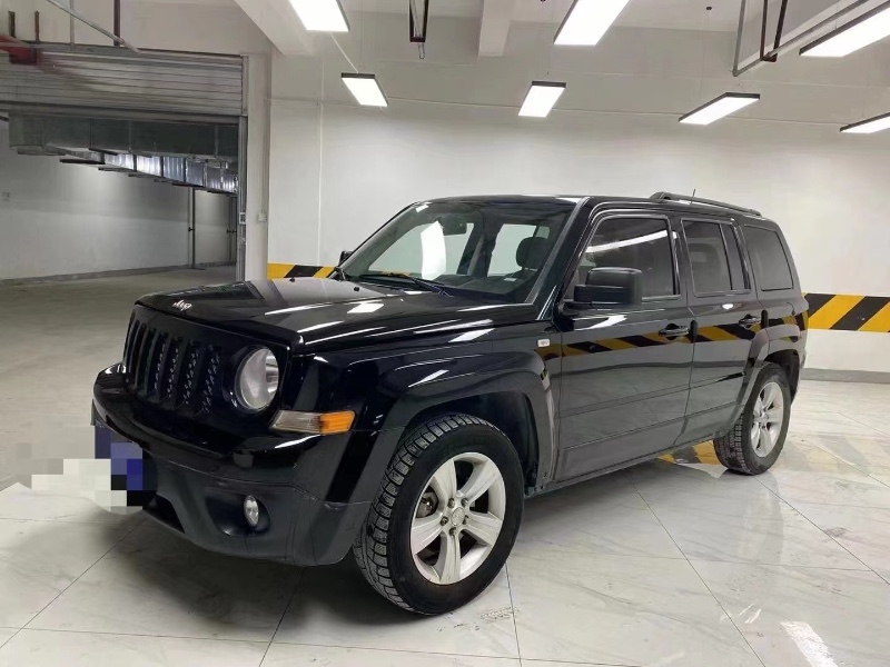成都14年Jeep自由客4