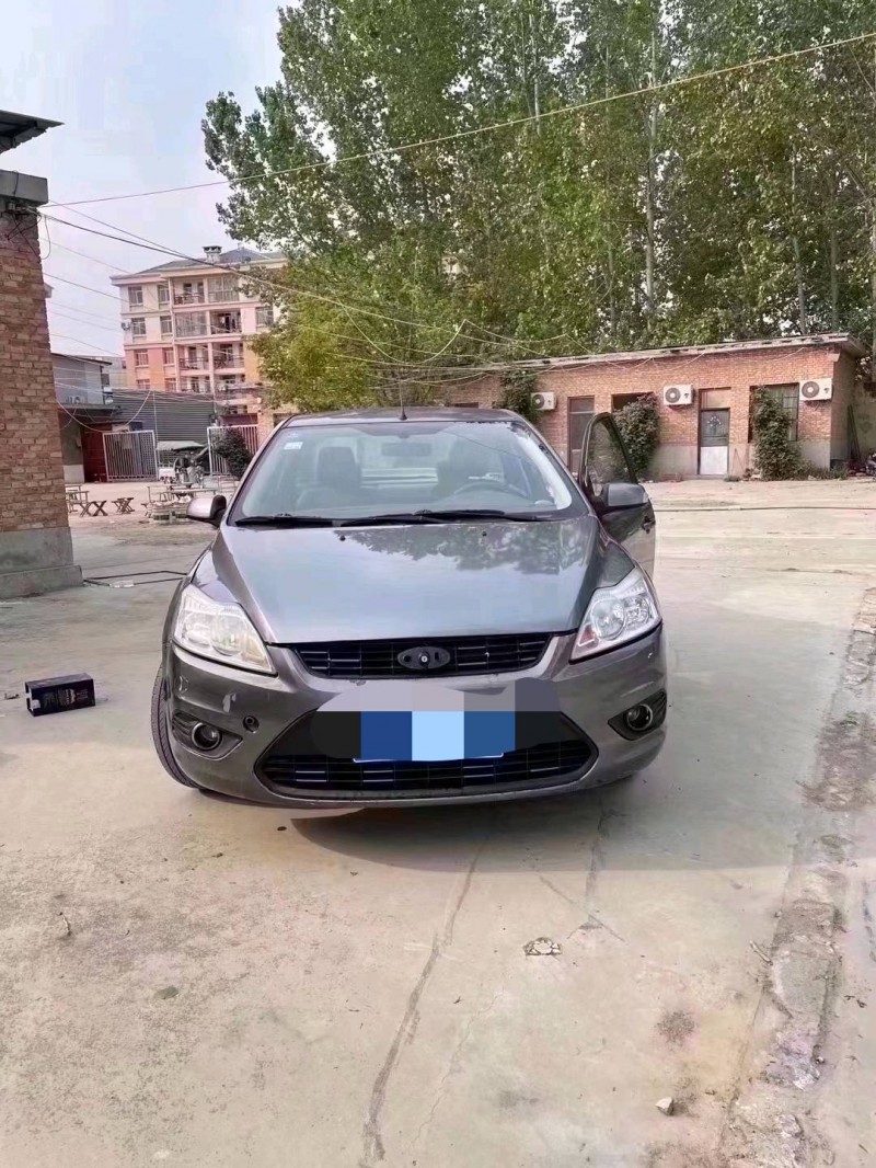 北京13年福特福克斯1