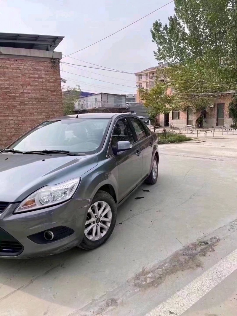 北京13年福特福克斯2