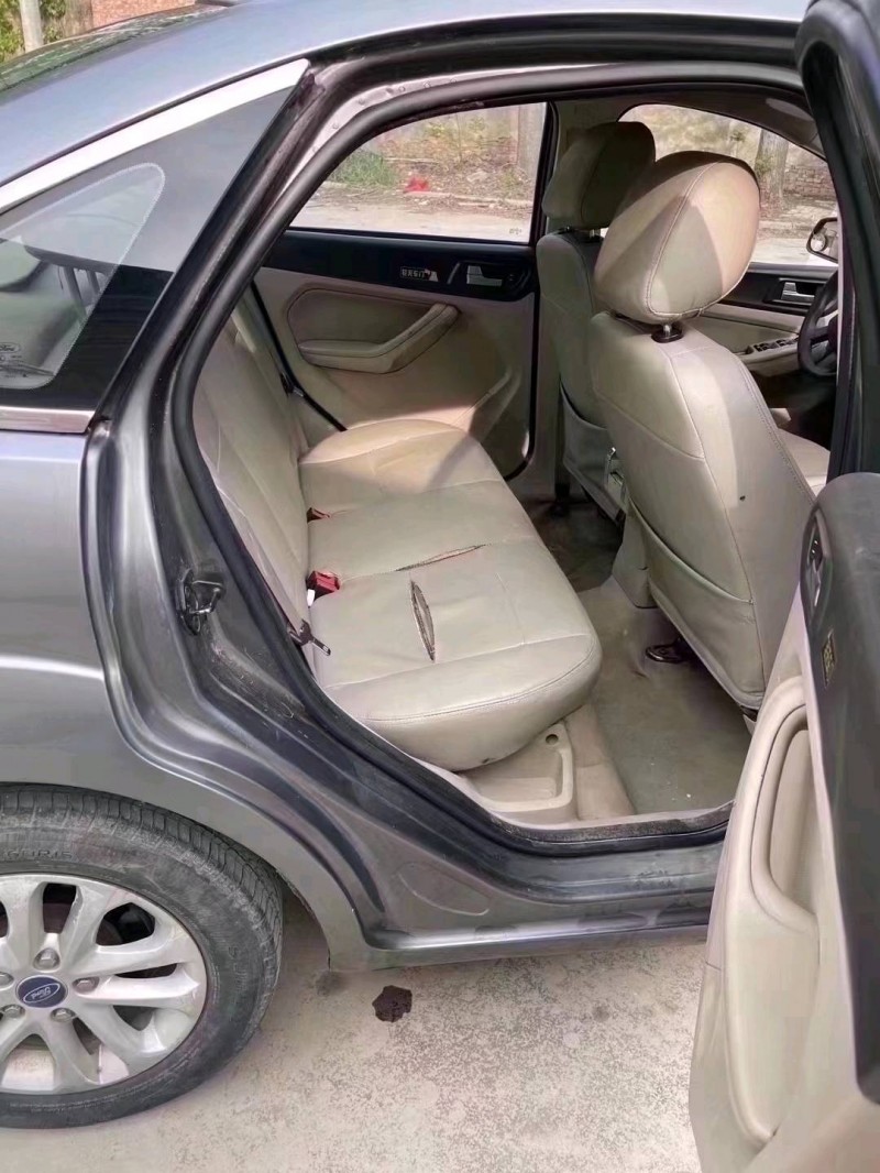 北京13年福特福克斯4