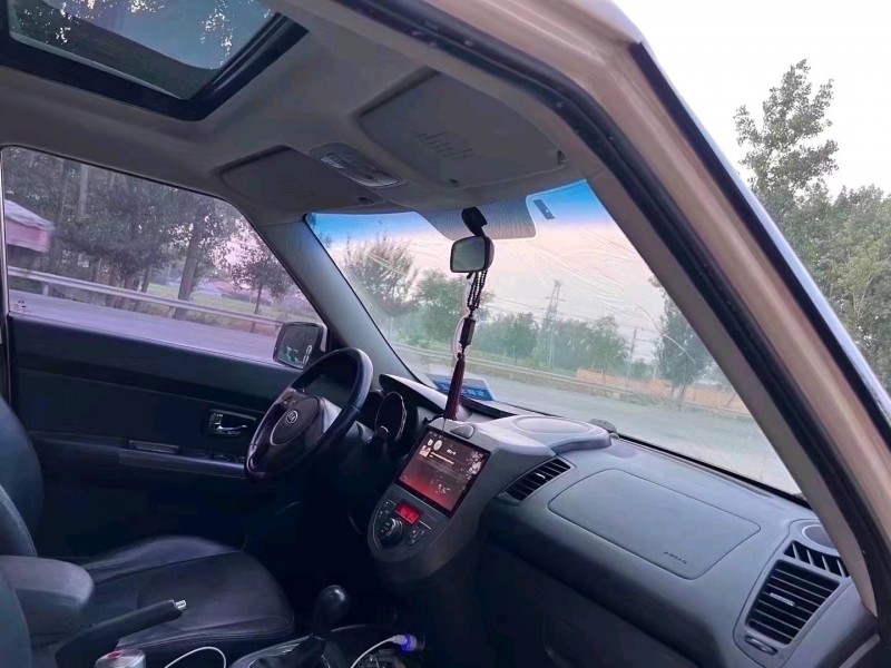 北京13年起亚秀尔4