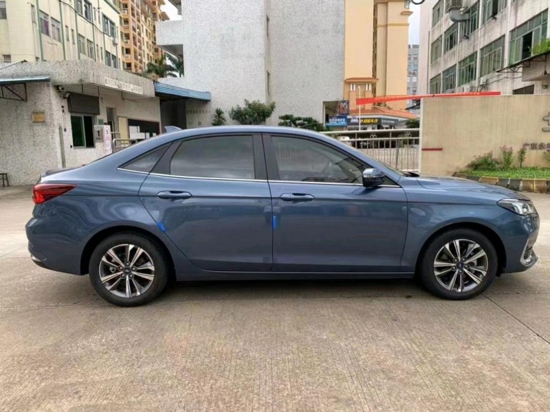 中山21年福特福睿斯2