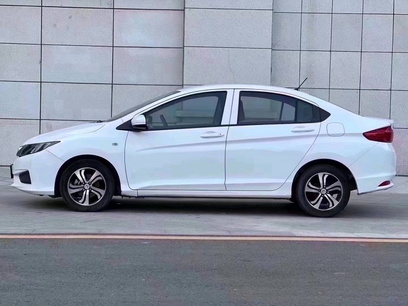 北京17年本田锋范3