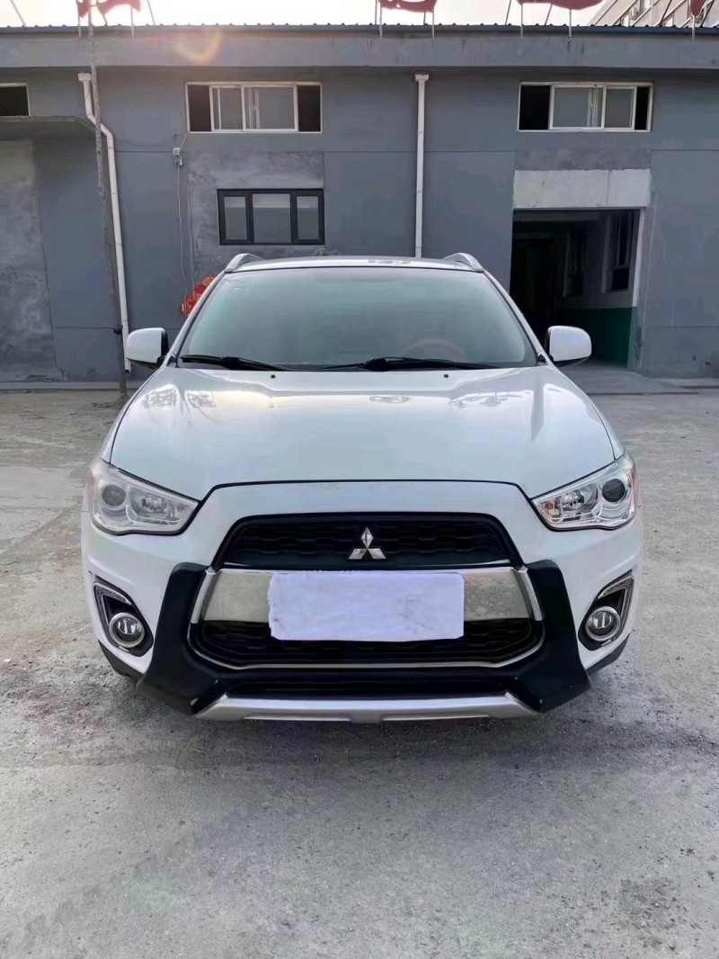 北京15年三菱劲炫1