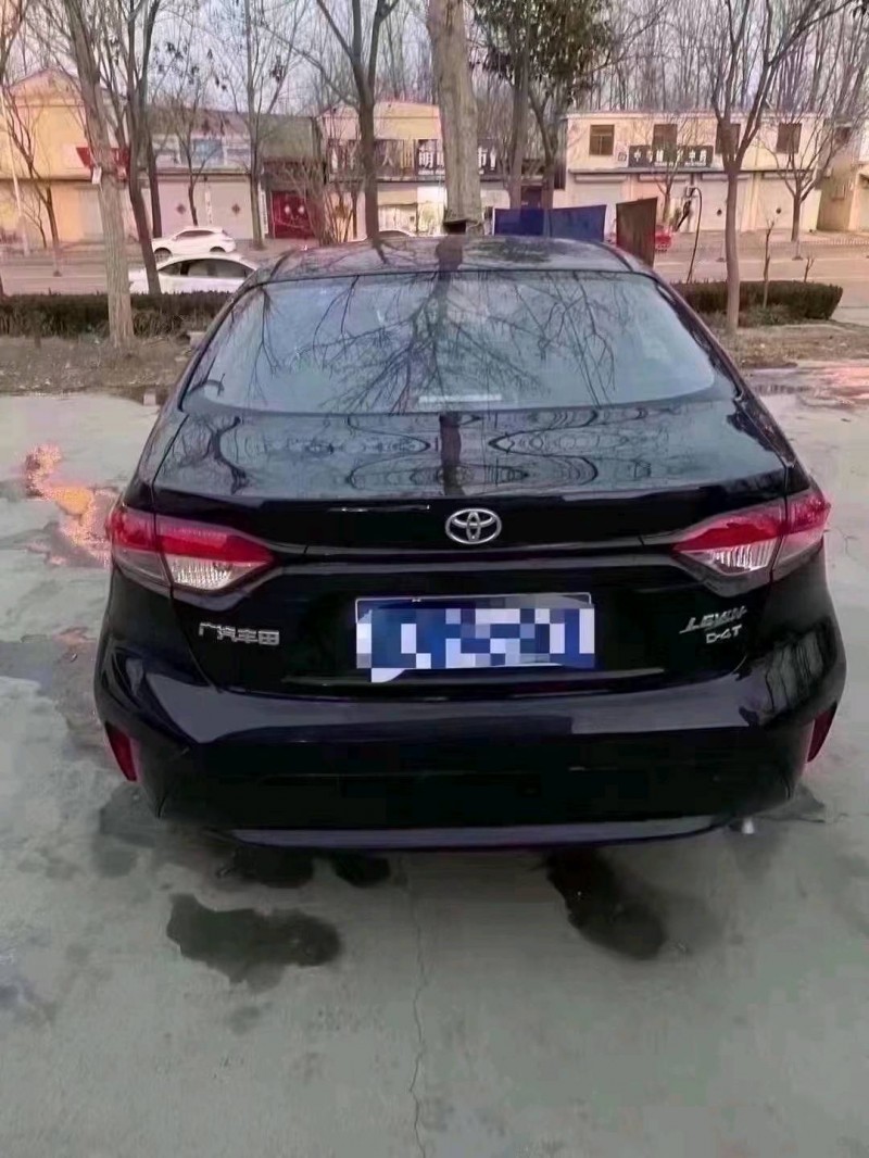 北京20年丰田雷凌8