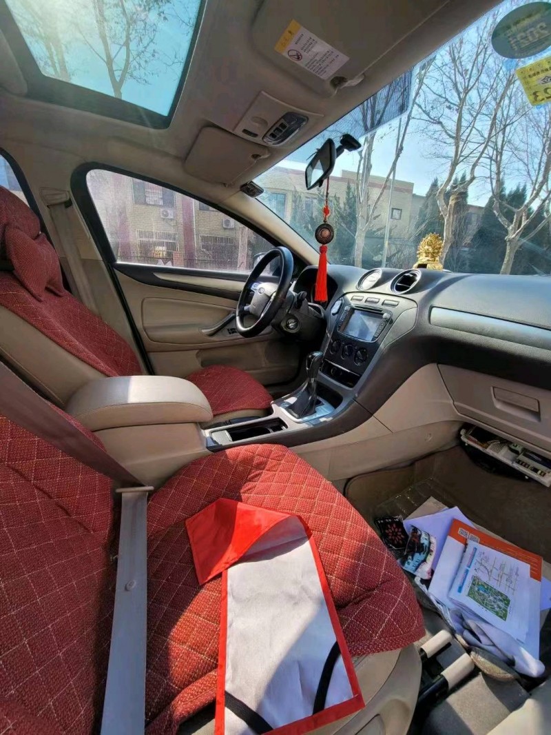 青岛15年福特蒙迪欧-致胜6