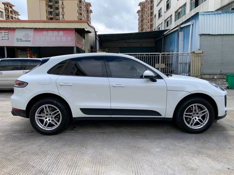 中山21年保时捷Macan2