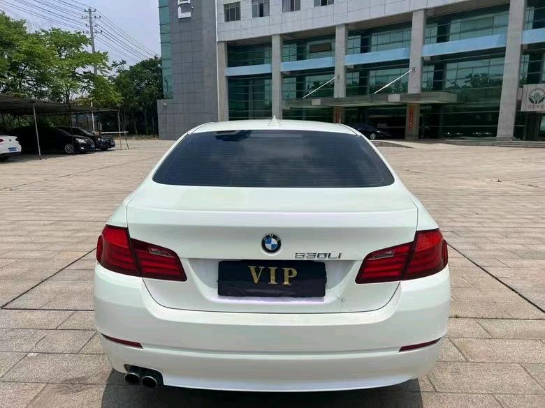 盐城13年宝马5系9