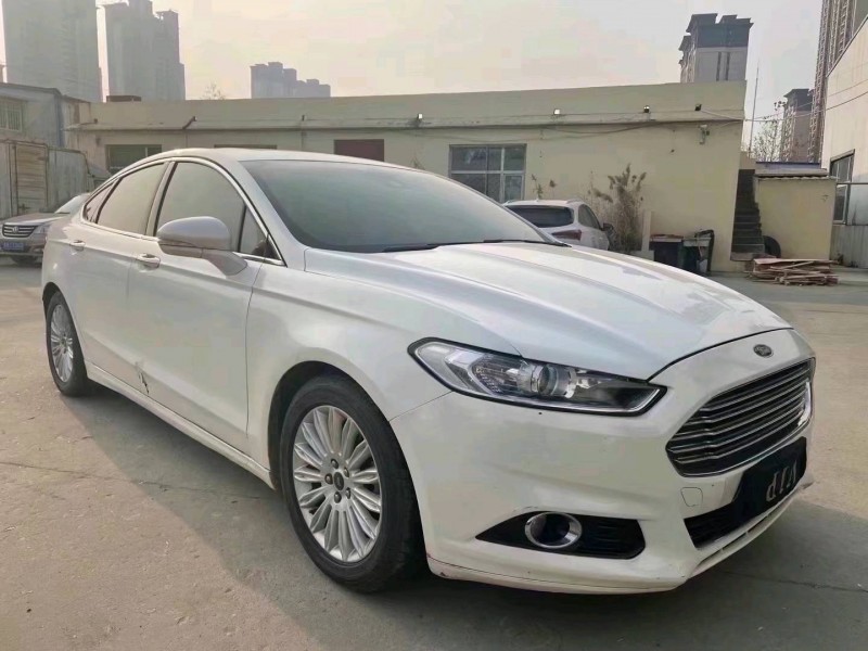 济宁16年福特蒙迪欧2