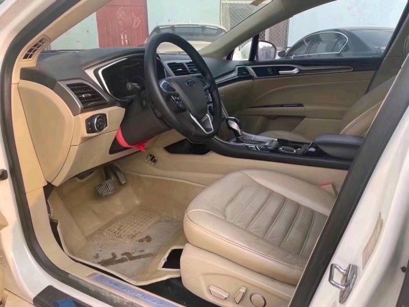 济宁16年福特蒙迪欧5