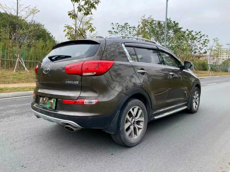 东莞15年起亚智跑8