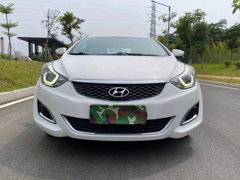 东莞17年现代朗动1