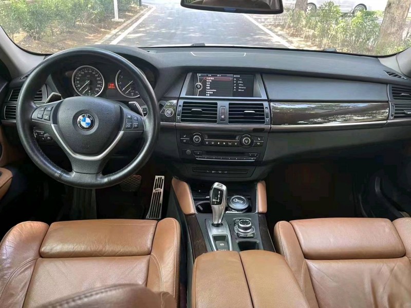 东营13年宝马X66