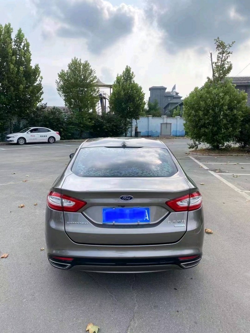 东营15年福特蒙迪欧9