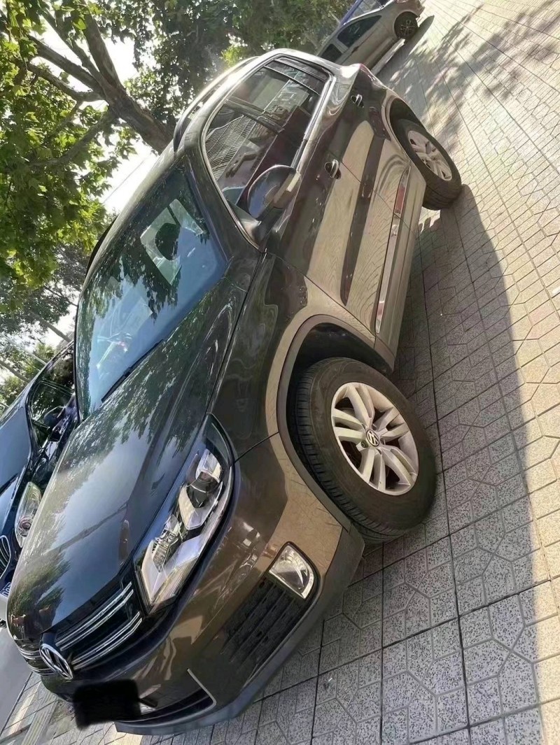 邢台16年大众途观2