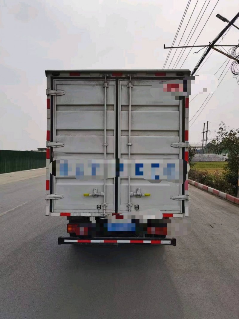 臨沂21年卡車系列重汽豪沃9