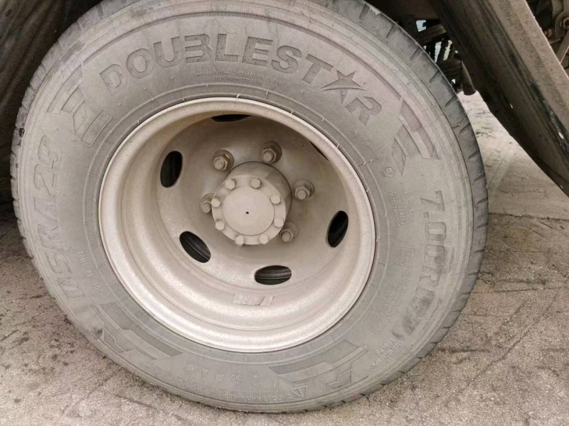臨沂21年卡車系列重汽豪沃5