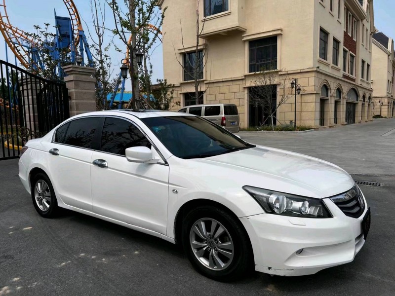 盐城12年本田雅阁4