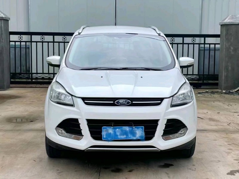 青岛15年福特翼虎1