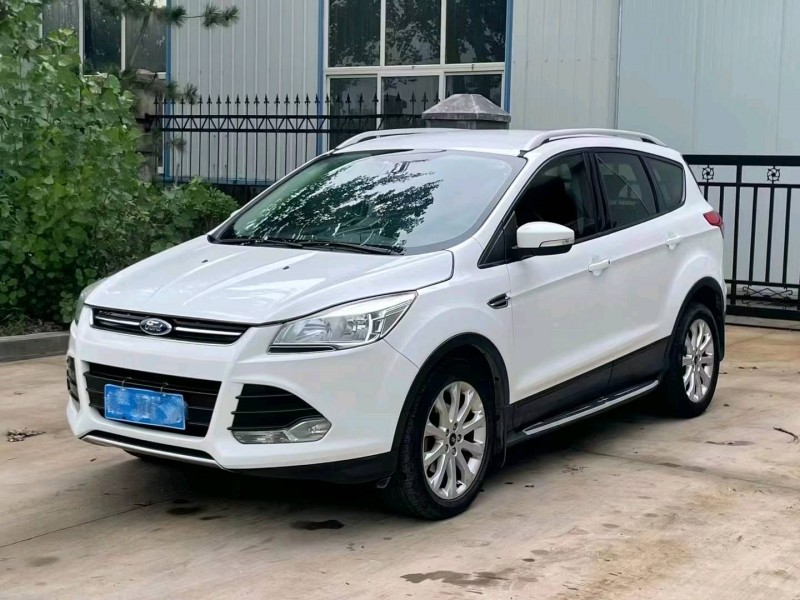 青岛15年福特翼虎3