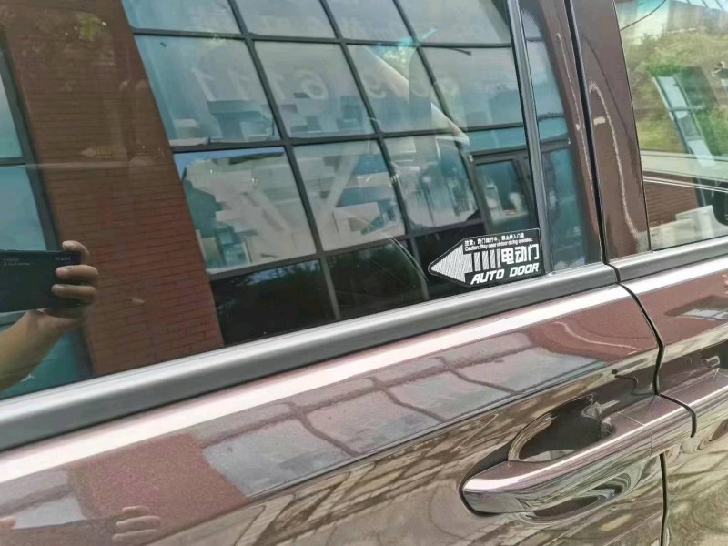 东营19年别克GL83