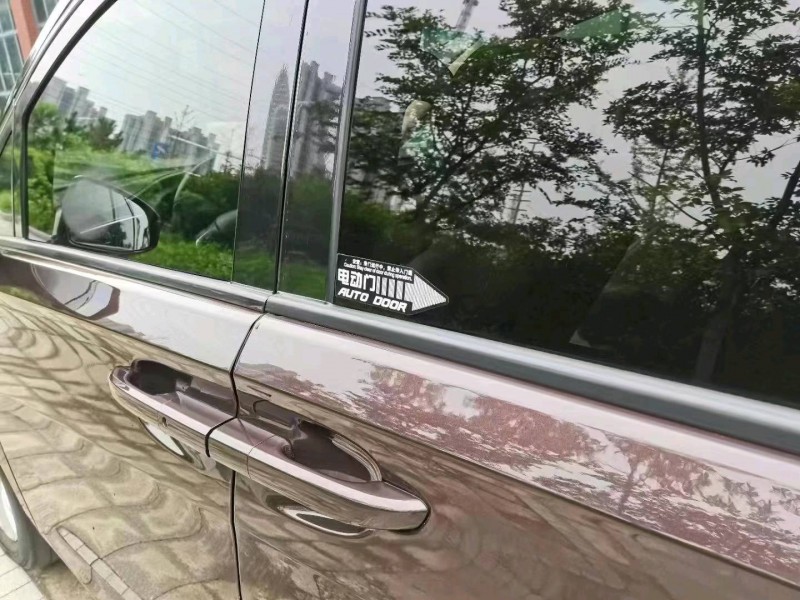 东营19年别克GL89