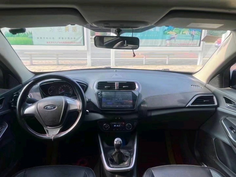 邢台17年福特福睿斯7