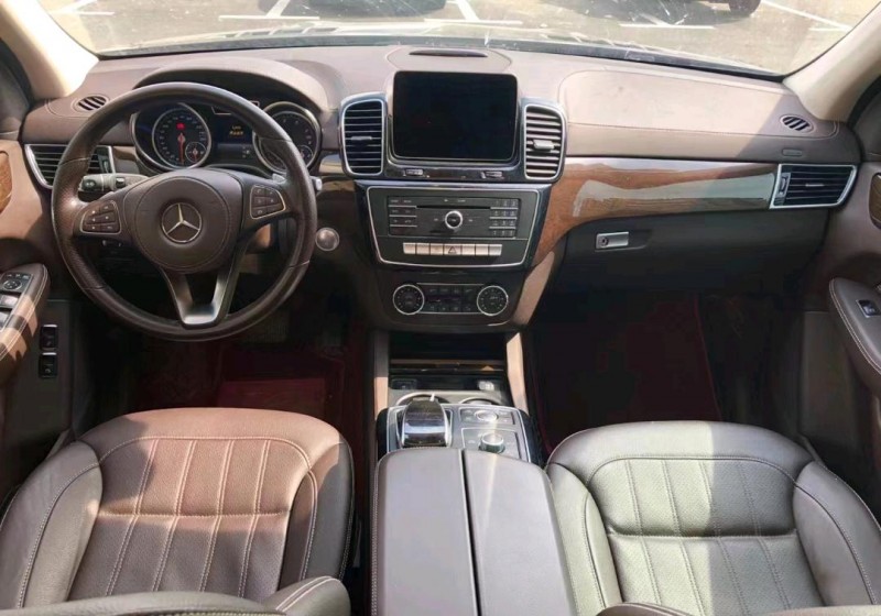 东营19年奔驰GLS5