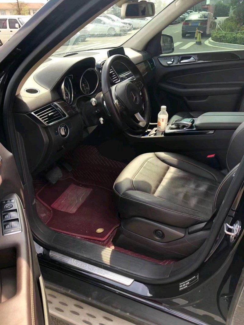东营19年奔驰GLS2