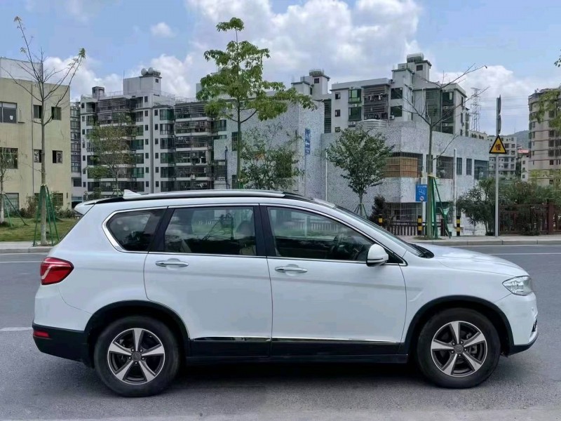 广州19年哈弗H64