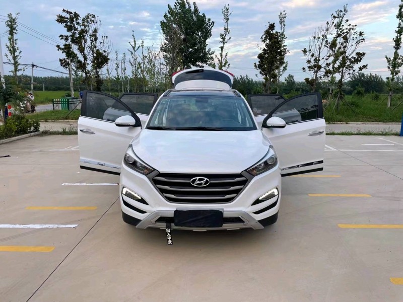 徐州16年现代途胜1