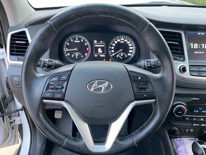 徐州16年现代途胜3