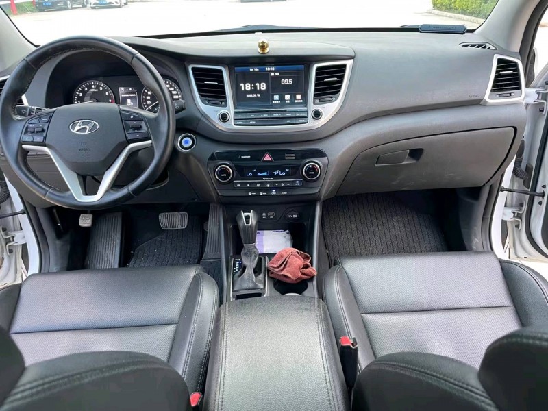 徐州16年现代途胜7