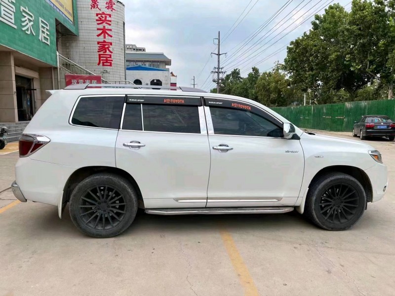 东营10年丰田汉兰达7