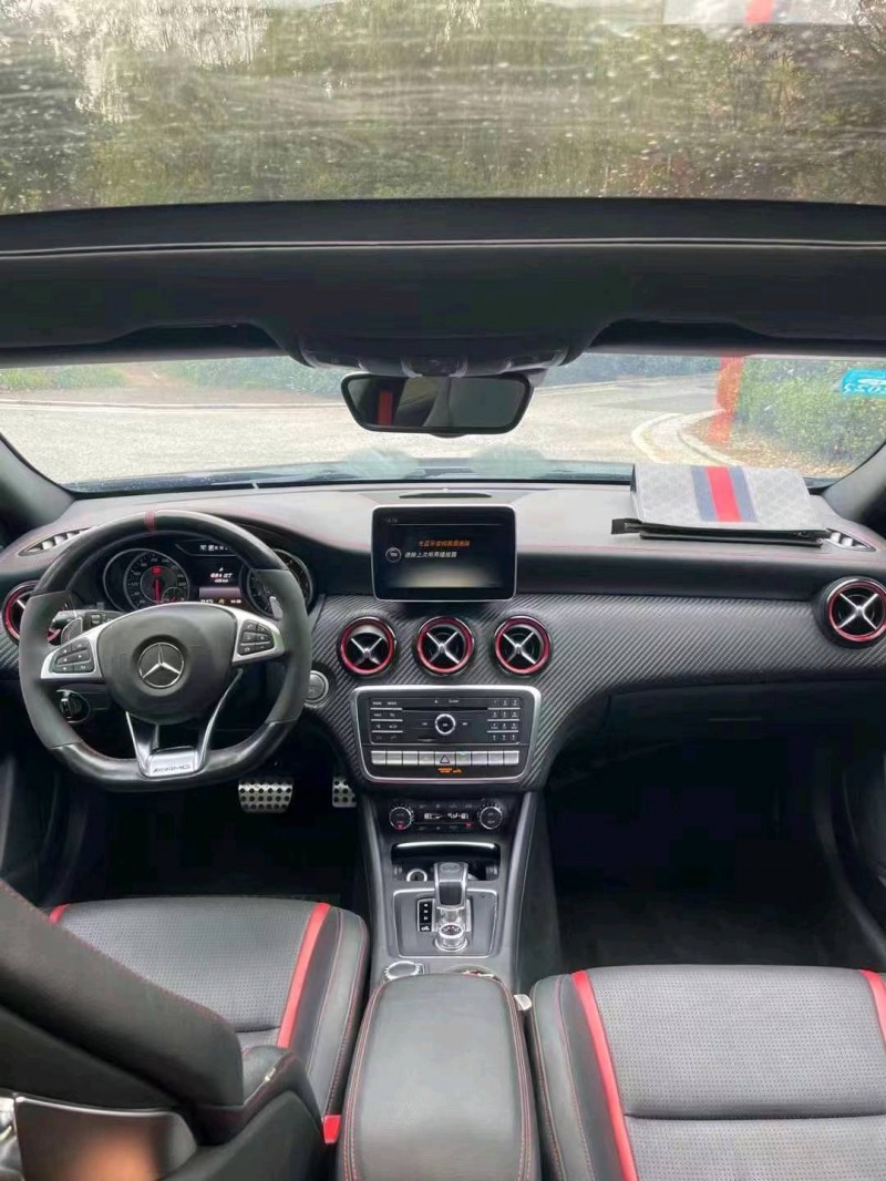 东营16年奔驰AMG5