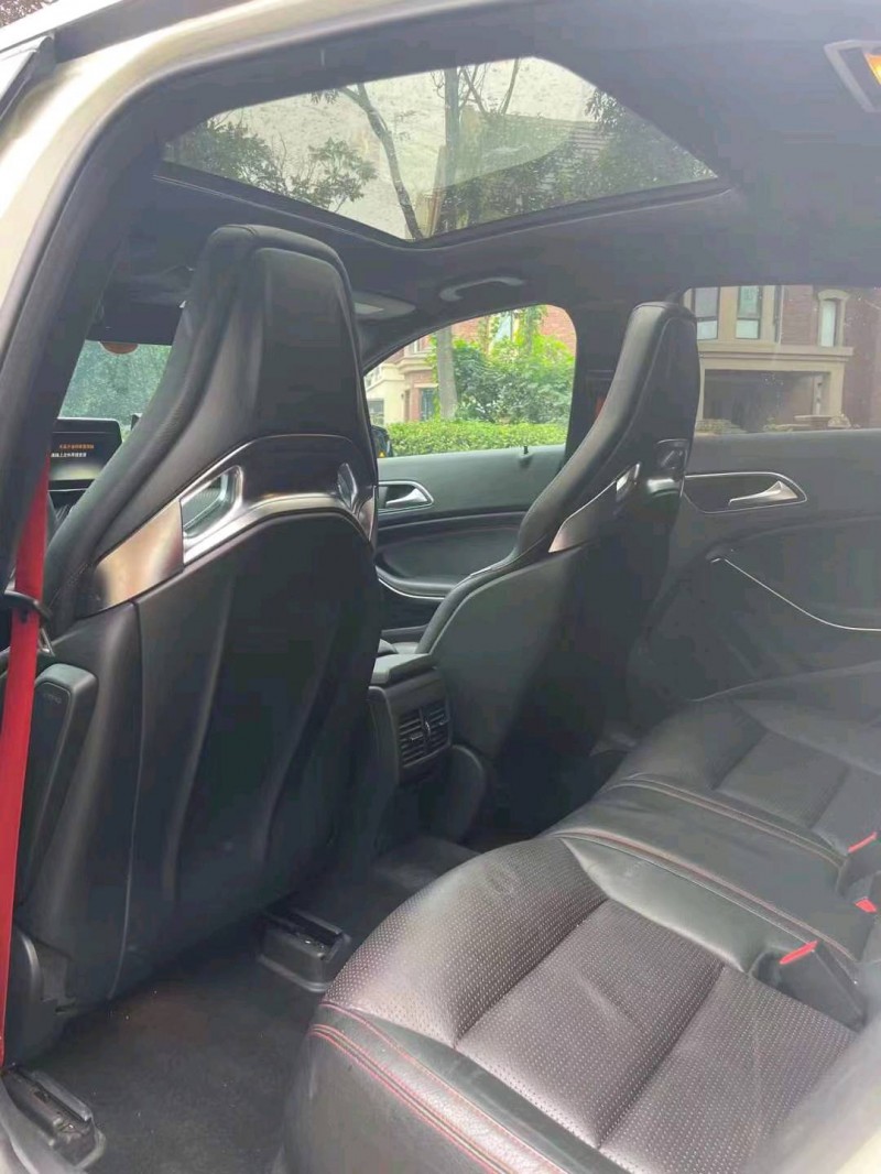 东营16年奔驰AMG6