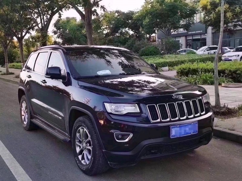 北京13年Jeep大切诺基2