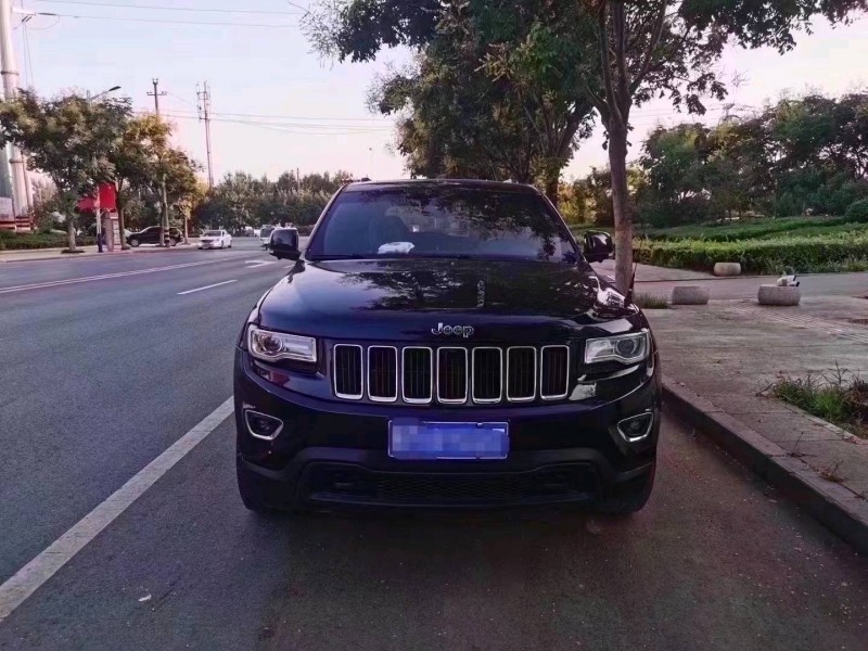 北京13年Jeep大切諾基1
