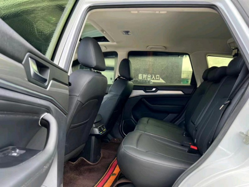 东莞19年哈弗H66