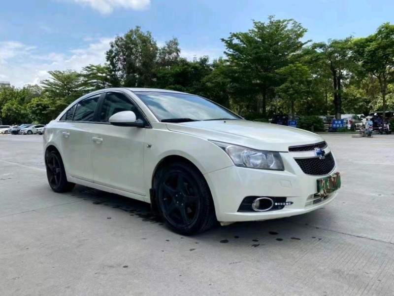 东莞12年雪佛兰科鲁兹2